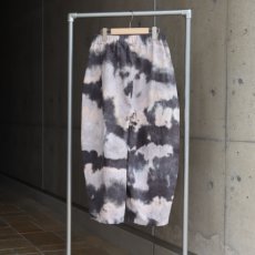 画像4: 【NARU FACTORY】タイダイ染シーチングハンドワッシャー エッグパンツ (4)