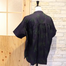 画像9: 【ista-ire】ダリア刺繍多釦ブラウス (9)