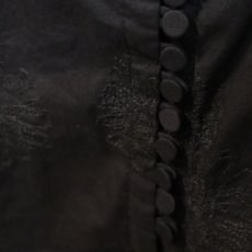 画像4: 【ista-ire】ダリア刺繍多釦ブラウス (4)