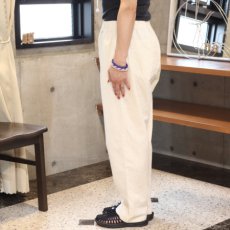画像2: 【NARU FACTORY】20シーチングハンドワッシャー コージーパンツ (2)