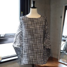 画像2: 【NARU FACTORY】60ローンリップルチェック＆ストライプ ゆったりブラウス (2)