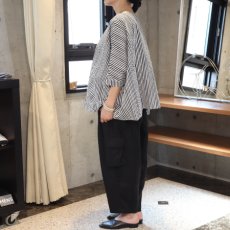 画像5: 20%OFF SALE【NARU FACTORY】60ローンリップルチェック＆ストライプ ゆったりブラウス (5)