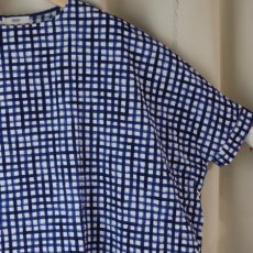 画像9: 20%OFF SALE【NARU FACTORY】60ローンリップルチェック＆ストライプ ゆったりブラウス (9)