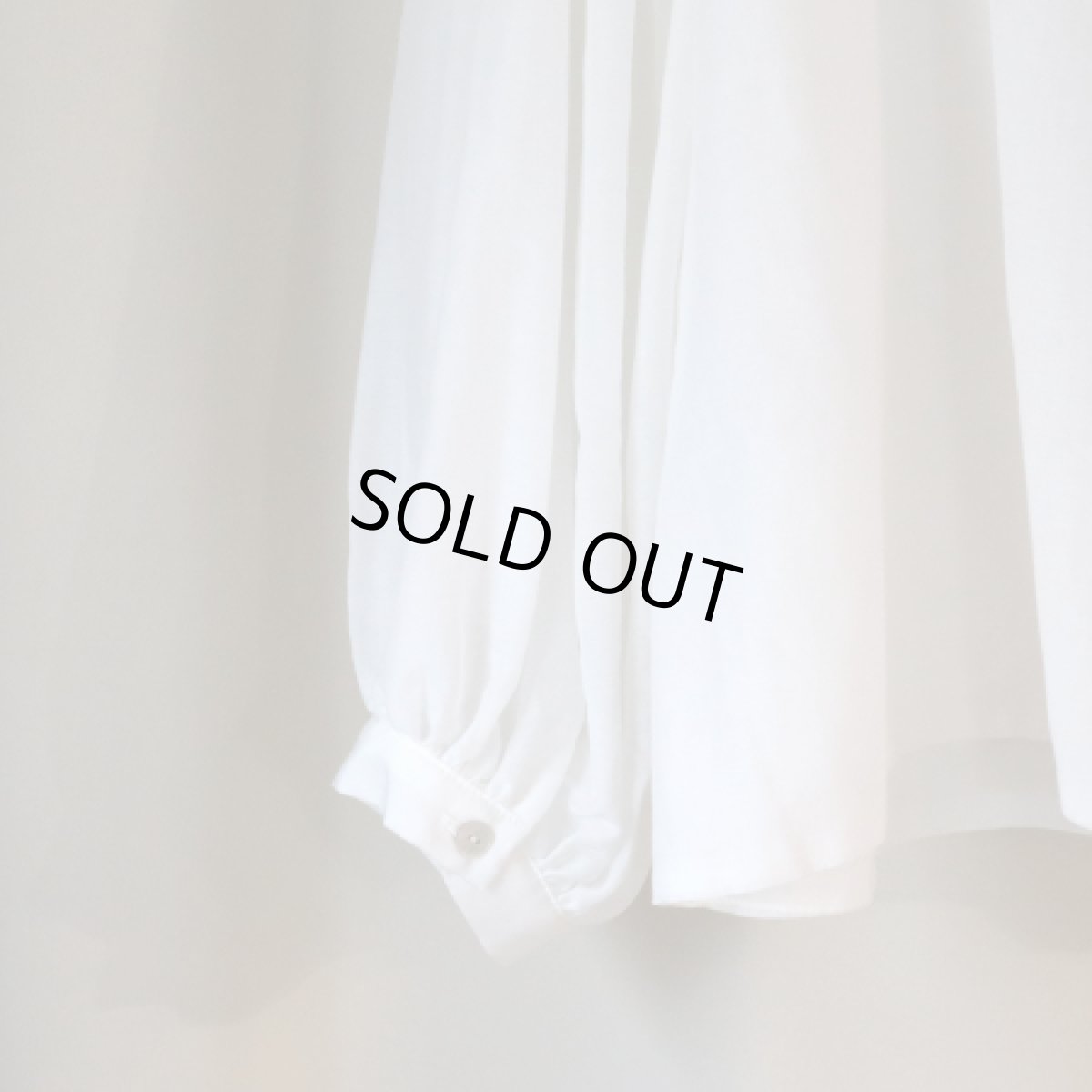 画像6: 20%OFF SALE【08Mab】コットンシルクボリューム袖ブラウス (6)