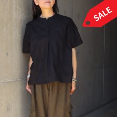 画像1: 20%OFF SALE【ista-ire】ダリア刺繍多釦ブラウス (1)
