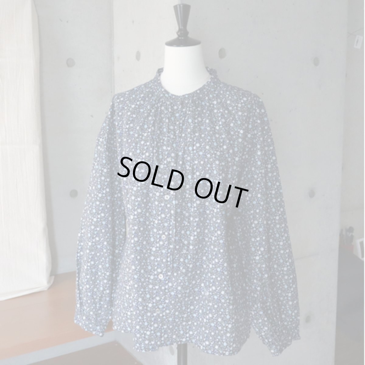画像5: 20%OFF SALE【ista-ire】小花柄プリントネックリボンギャザーブラウス (5)
