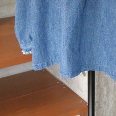画像15: 【ista-ire】綿麻甘撚りデニム　フリンジシャツ (15)