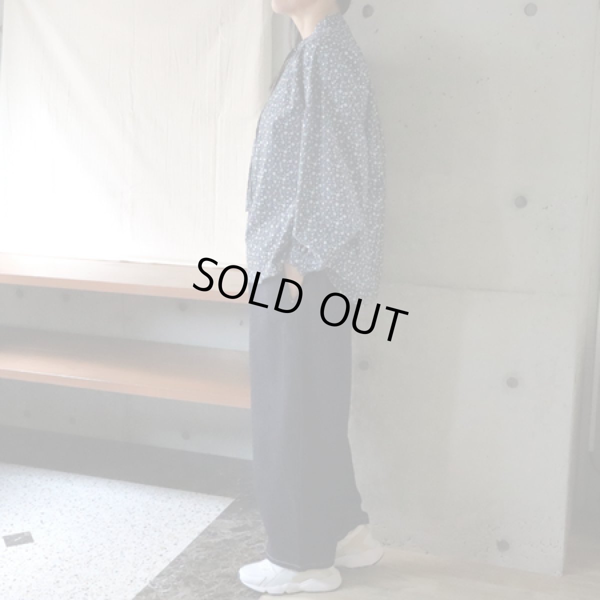 画像10: 20%OFF SALE【ista-ire】小花柄プリントネックリボンギャザーブラウス (10)