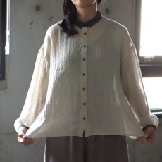 画像2: 【ista-ire】ちび衿ブラウス (2)