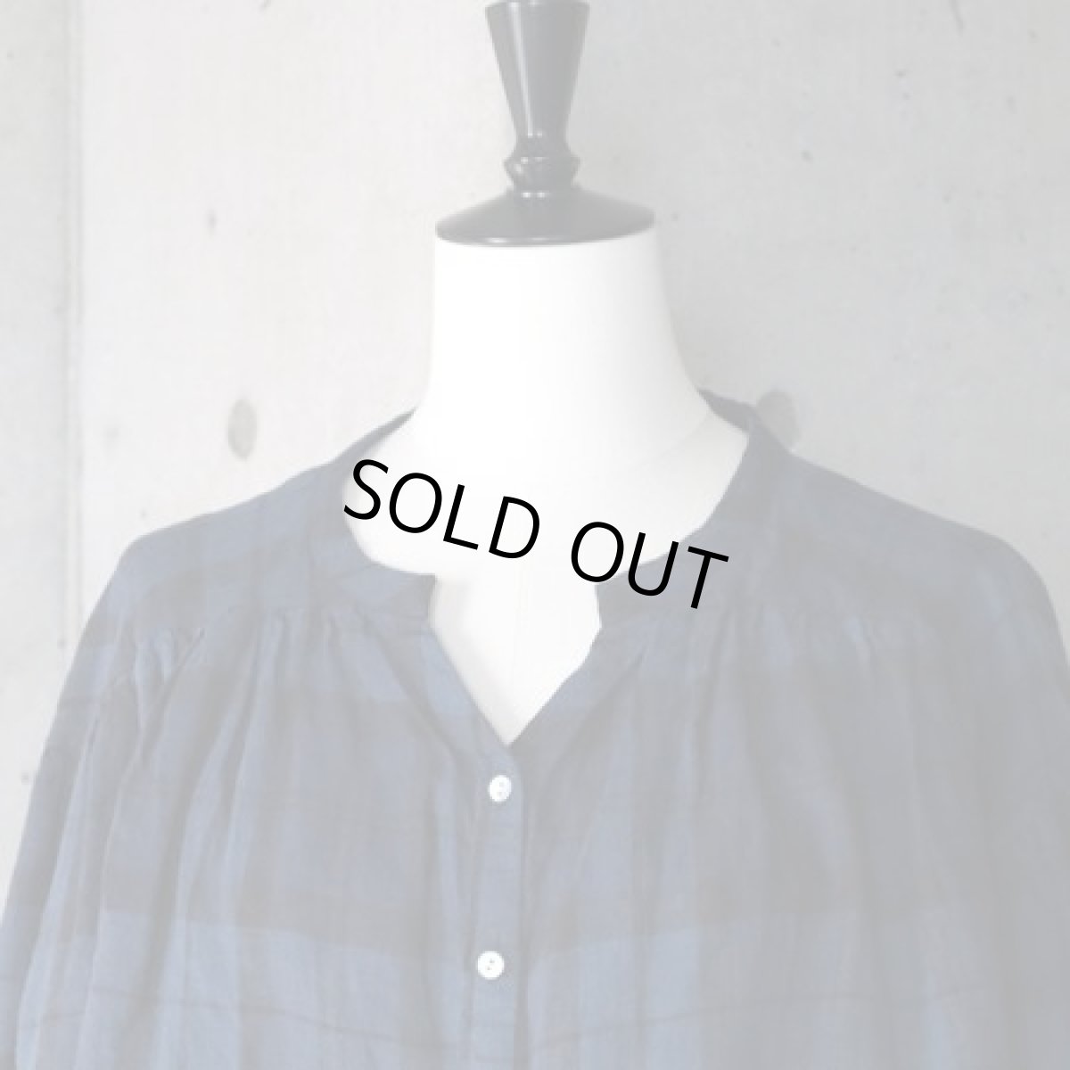 画像5: 【08Mab】リネンＶネックギャザーブラウス (5)