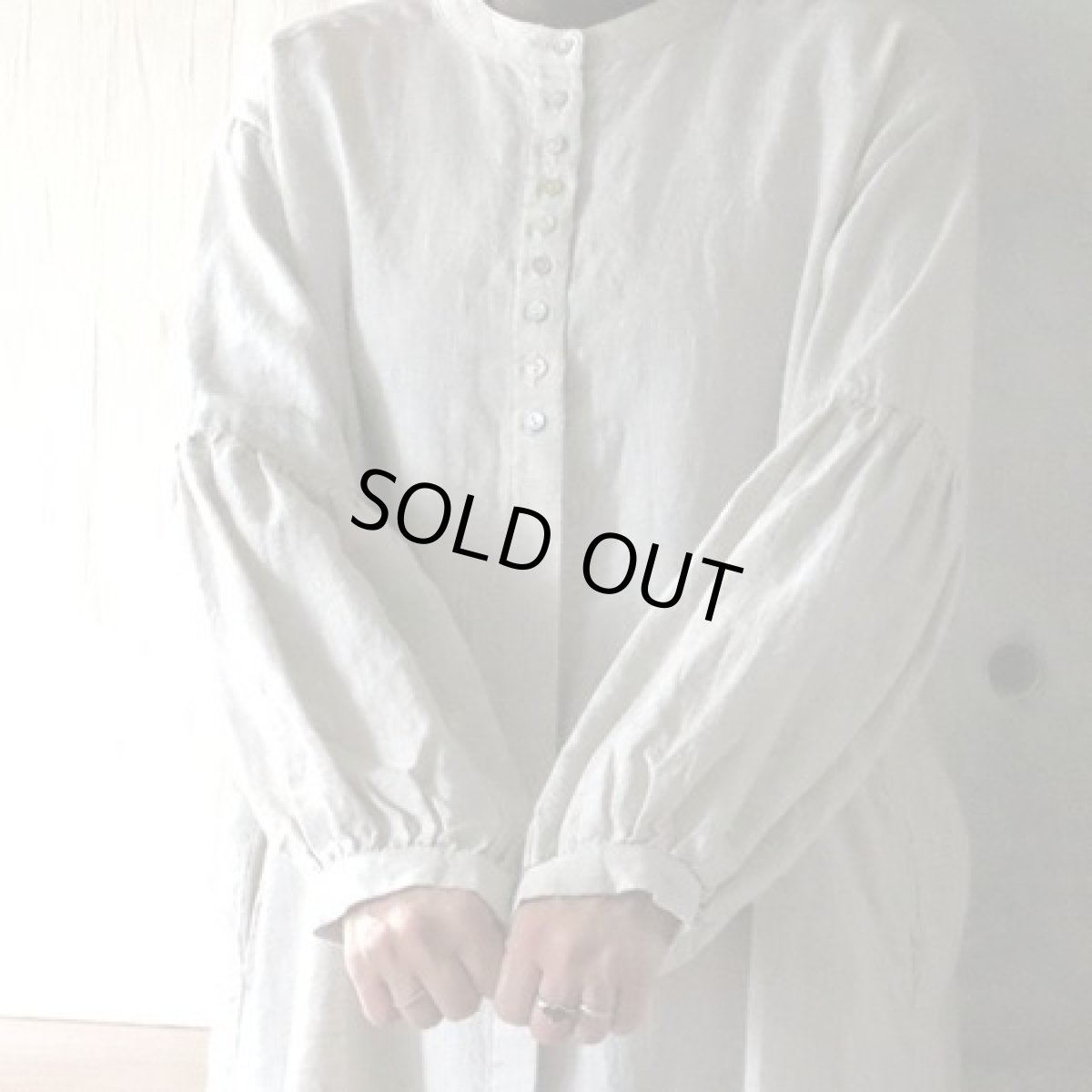 画像7: 【08Mab】リネンボリューム袖隠しボタンチュニック (7)