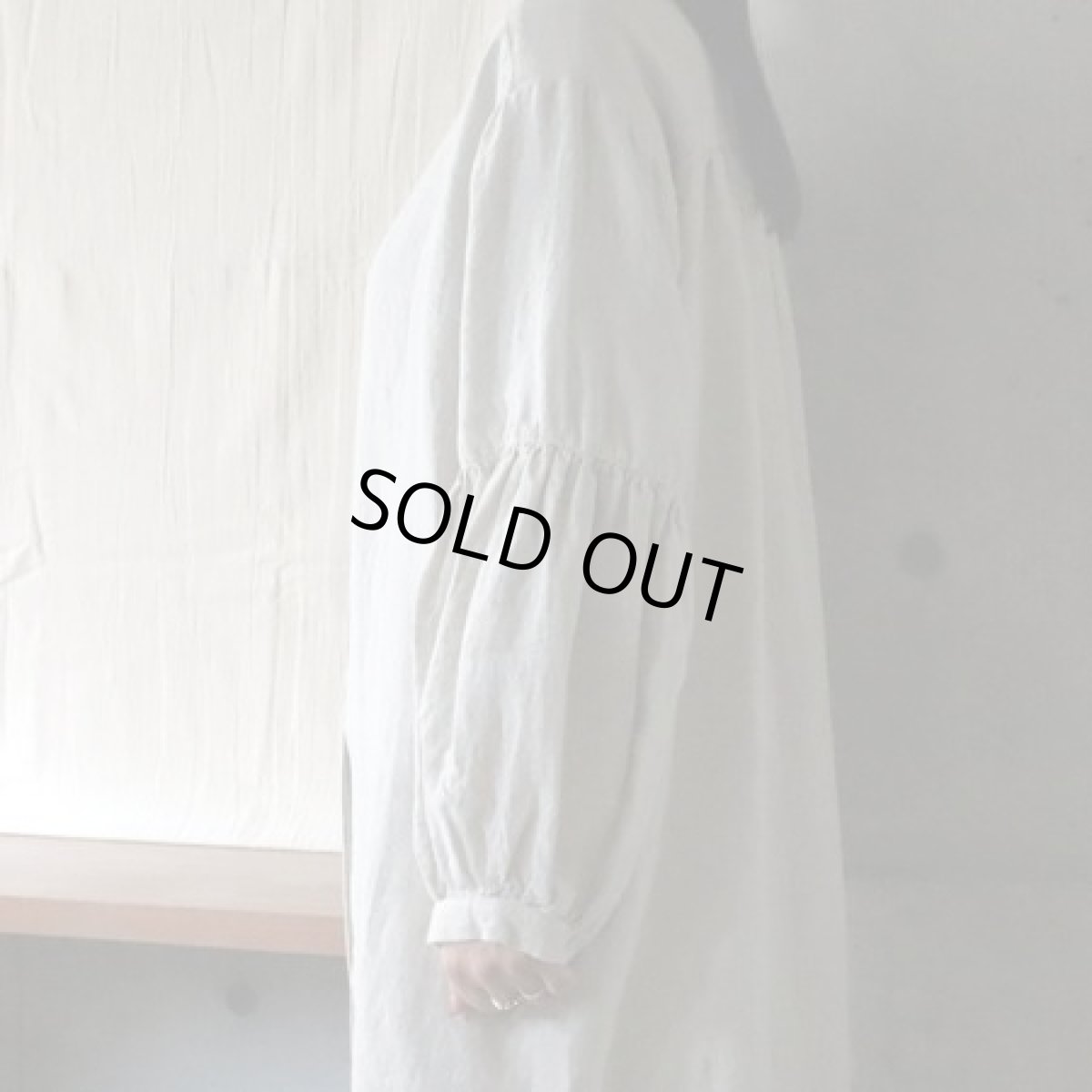 画像6: 【08Mab】リネンボリューム袖隠しボタンチュニック (6)