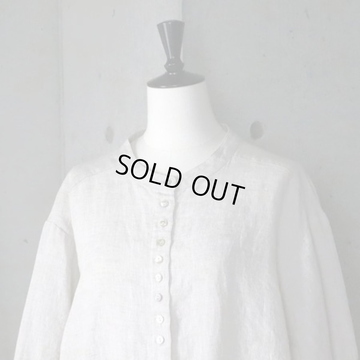 画像9: 【08Mab】リネンボリューム袖隠しボタンチュニック (9)