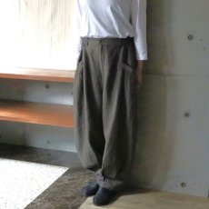 画像1: 【08Mab】ギャザーポケットの タックパンツ (1)