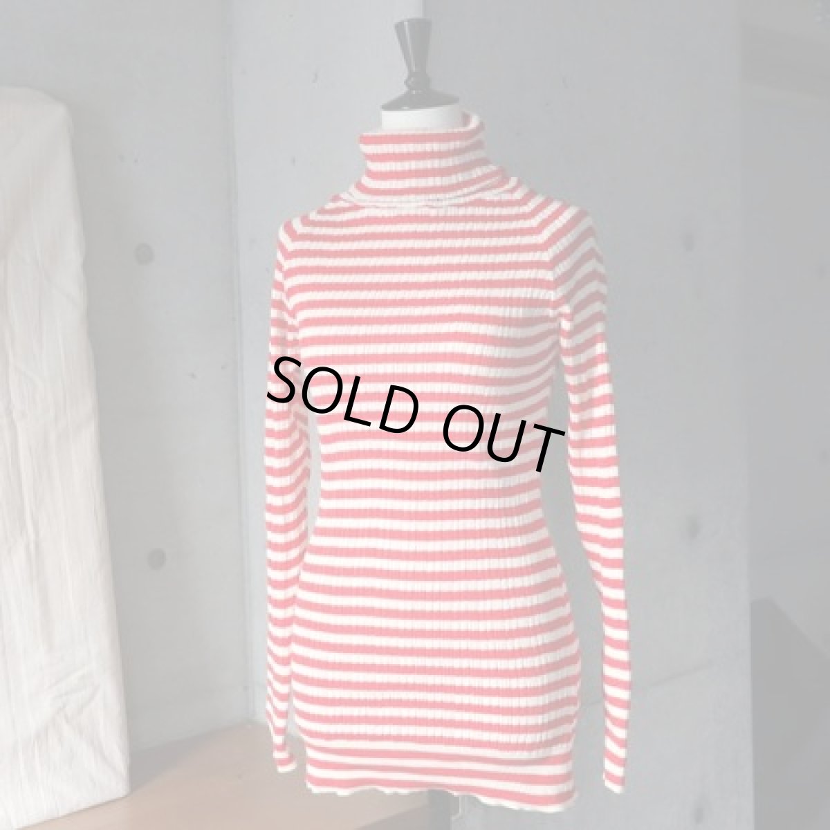 画像11: 20％OFF SALE【NARU FACTORY】綿コーマ ランダムリブBDタートルネック (11)