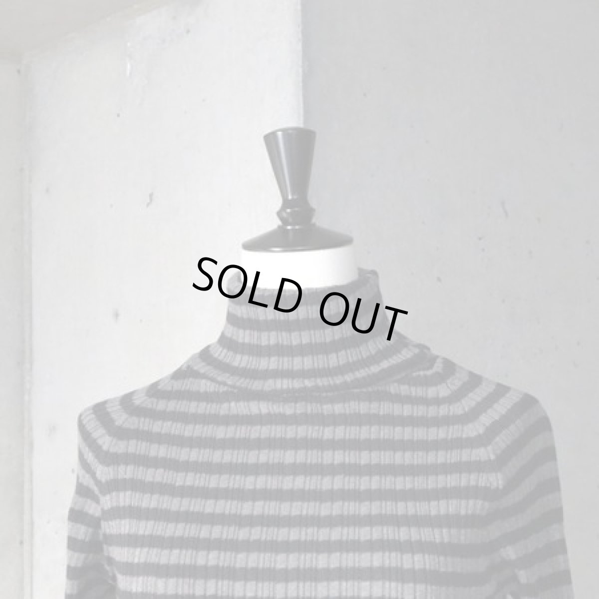 画像2: 20％OFF SALE【NARU FACTORY】綿コーマ ランダムリブBDタートルネック (2)