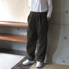 画像1: 【NARU FACTORY】8Wコーデュロイ コージーパンツ (1)