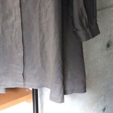 画像15: 【08Mab】リネン多ボタン比翼チュニック (15)