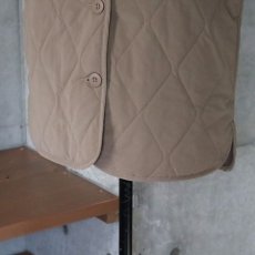 画像13: 【ista-ire】ピーチ起毛中綿キルティングベスト (13)