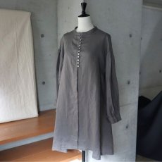 画像12: 【08Mab】リネン多ボタン比翼チュニック (12)