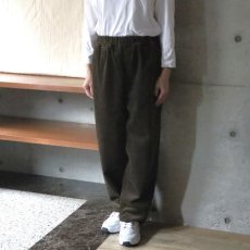 画像2: 【NARU FACTORY】8Wコーデュロイ コージーパンツ (2)