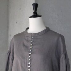 画像13: 【08Mab】リネン多ボタン比翼チュニック (13)