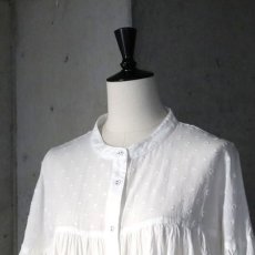 画像12: 【ista-ire】しわコットンローン×ドビードット異素材切替ギャザーブラウス (12)