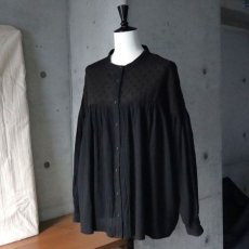 画像8: 【ista-ire】しわコットンローン×ドビードット異素材切替ギャザーブラウス (8)