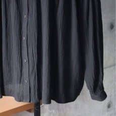 画像10: 【ista-ire】しわコットンローン×ドビードット異素材切替ギャザーブラウス (10)