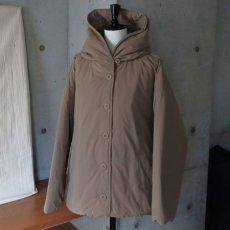 画像28: 【ista-ire】ピーチ起毛中綿フードショートコート (28)