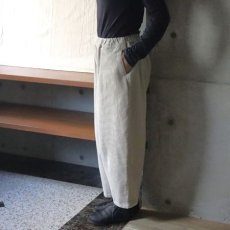 画像13: 【NARU FACTORY】8Wコーデュロイ エッグパンツ (13)