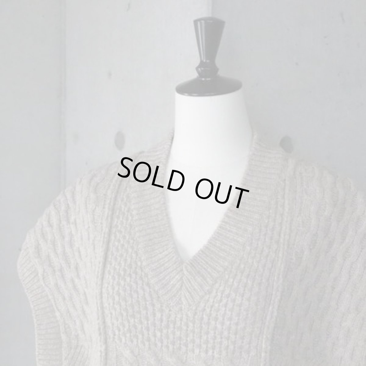 画像9: 【NARU FACTORY】NATURAL COLORED WOOL 柄編みニットベスト (9)