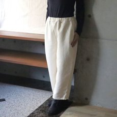 画像1: 【NARU FACTORY】ムラデニム裏起毛 エッグパンツ (1)