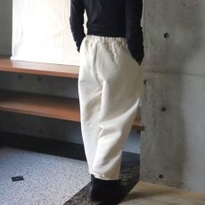 画像4: 【NARU FACTORY】ムラデニム裏起毛 エッグパンツ (4)