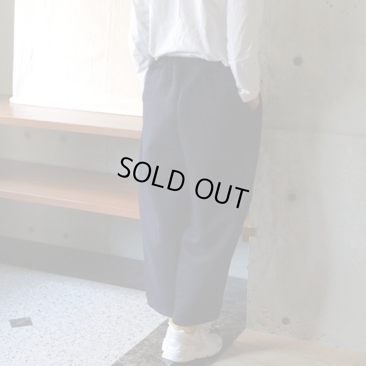 画像4: 【NARU FACTORY】ムラデニム裏起毛 エッグパンツ (4)