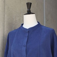 画像17: 【ista-ire】細畝コーデュロイ脇ギャザーブラウス (17)