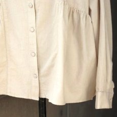 画像11: 【ista-ire】細畝コーデュロイ脇ギャザーブラウス (11)