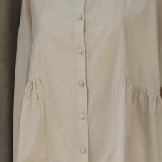 画像10: 【ista-ire】細畝コーデュロイ脇ギャザーブラウス (10)