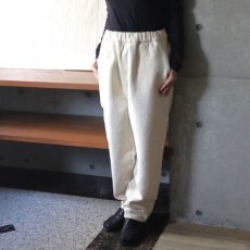 画像2: 【NARU FACTORY】ムラデニム裏起毛コージーパンツ (2)