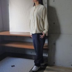 画像4: 【ista-ire】細畝コーデュロイ脇ギャザーブラウス (4)