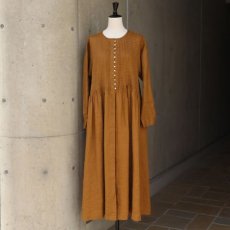 画像20: 30%OFF SALE【08Mab】ピンタック多ボタンワンピース  (20)