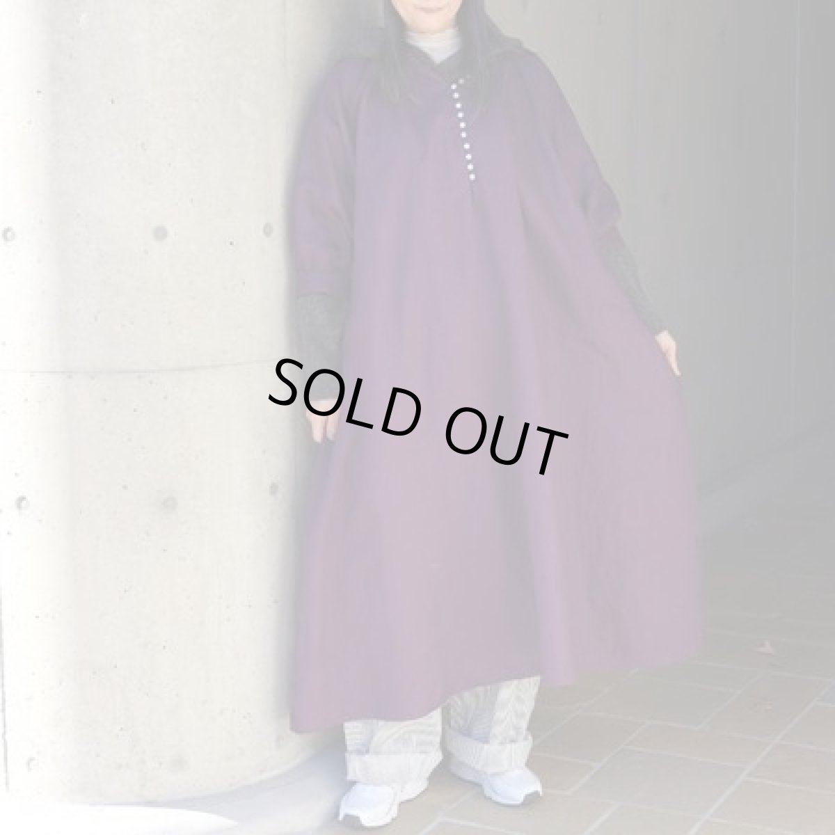 画像1: 30%OFF SALE【08Mab】多ボタンギャザーワンピース (1)