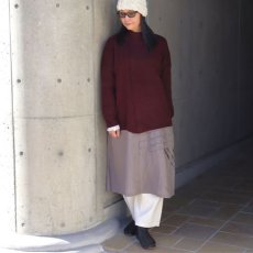 画像4: 30%OFF SALE【08Mab】14番手リネン片側裾タックデザインクルーネックワンピース (4)