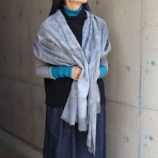 画像4: 【Crescendo Yonezawa】ウール×真綿ニードルパンチストール (4)