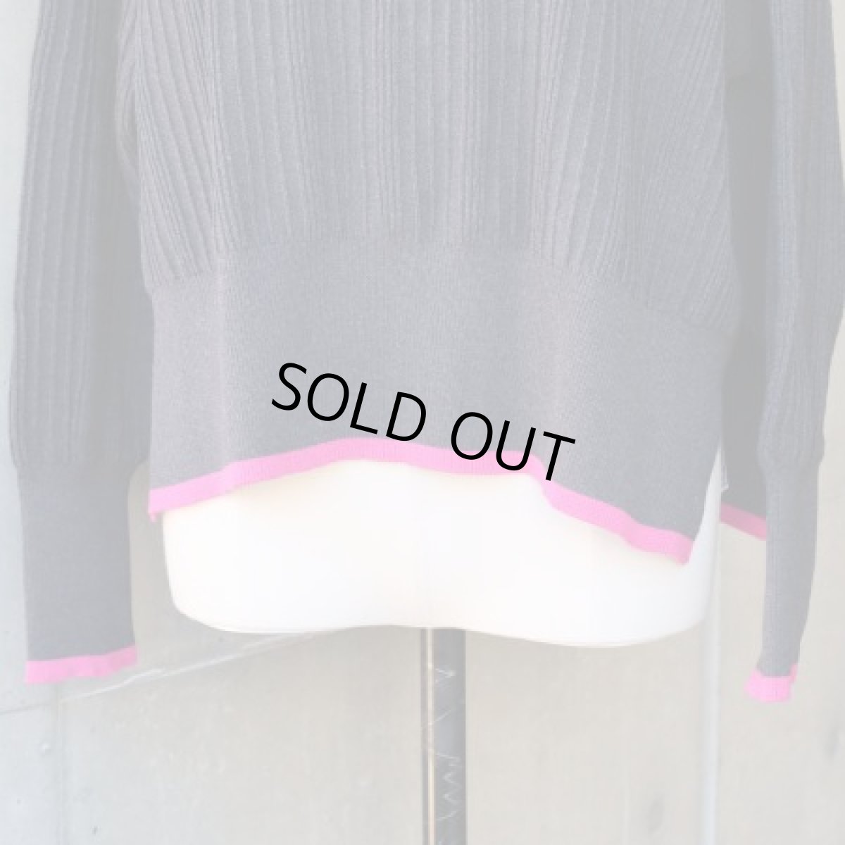 画像16: 【NARU FACTORY】Hidamari cttn ワイドリブバイカラーコモドニット (16)