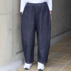 画像1: 【NARU FACTORY】8オンスムラデニム エッグパンツ (1)