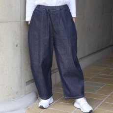画像2: 【NARU FACTORY】8オンスムラデニム エッグパンツ (2)