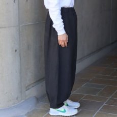 画像3: 【08Mab】9番手リネン裾タックパンツ (3)