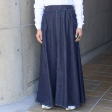 画像1: 【NARU FACTORY】8オンスムラデニム ノッポスカート (1)