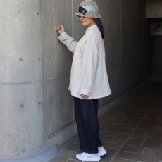 画像9: 【08Mab】14番手リネンアシンメトリー切り替えシャツ襟ブラウス (9)